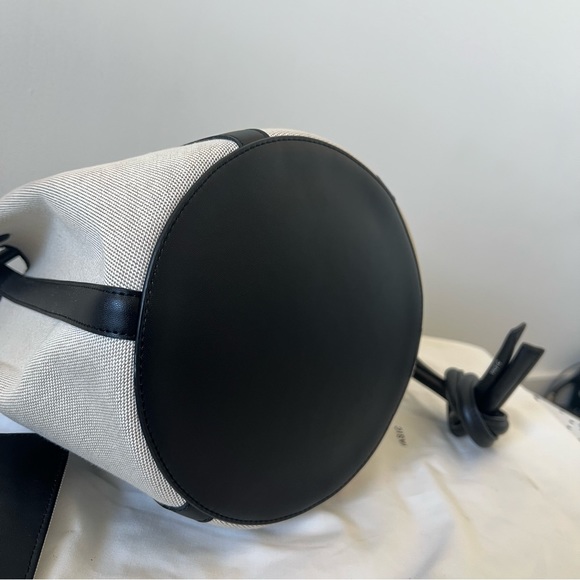 VASIC New York Canvas Bucket Bag Large with Dust bag - Picture 6 of 11